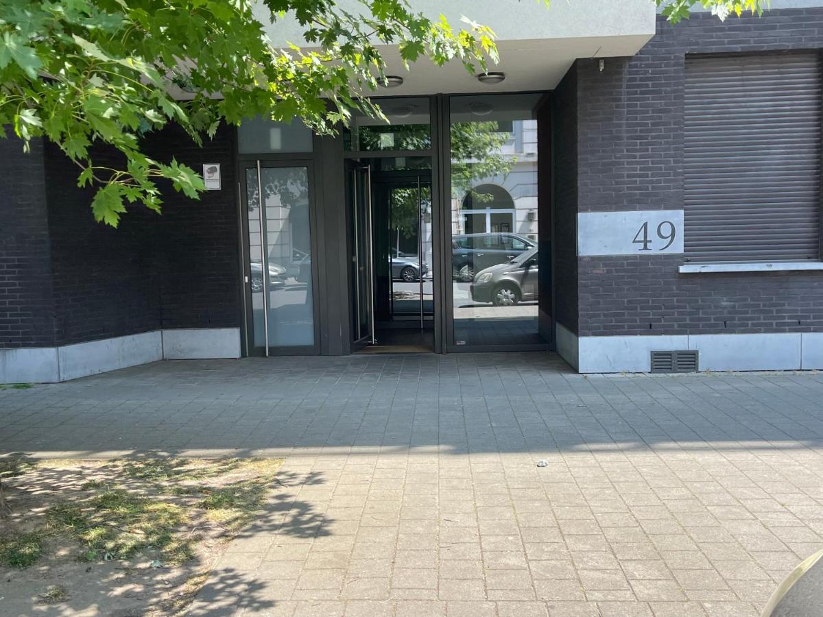 Duplex Tres Agreable Et Tres Calme Apartman Brüsszel Kültér fotó